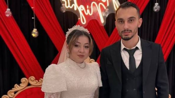 Gümüşhane’de Vahşet: Eşi Tarafından Odunla Darp Edilerek Öldürülen Arzu Pekin Son Yolculuğuna Uğurlandı!